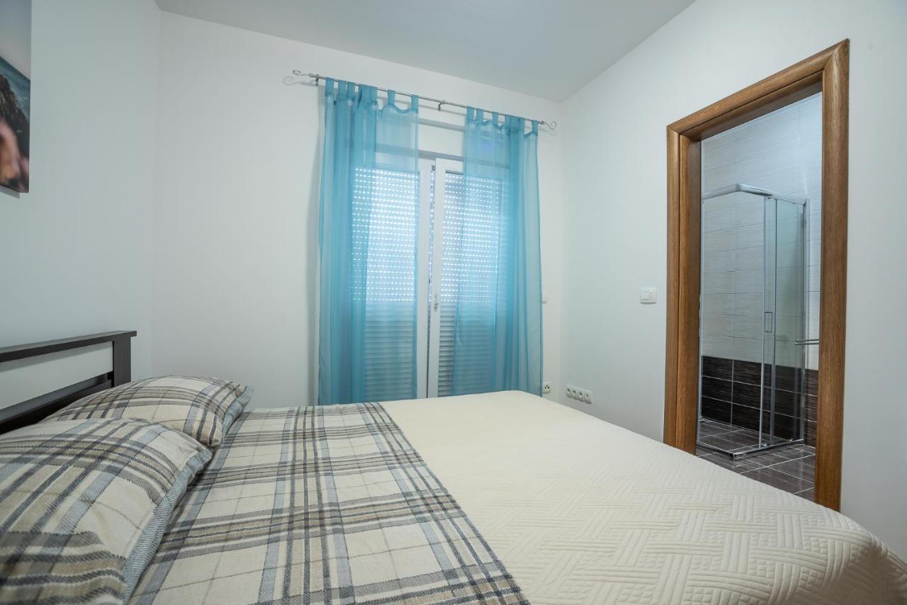 Apartments Sandrina Vrsi Kültér fotó