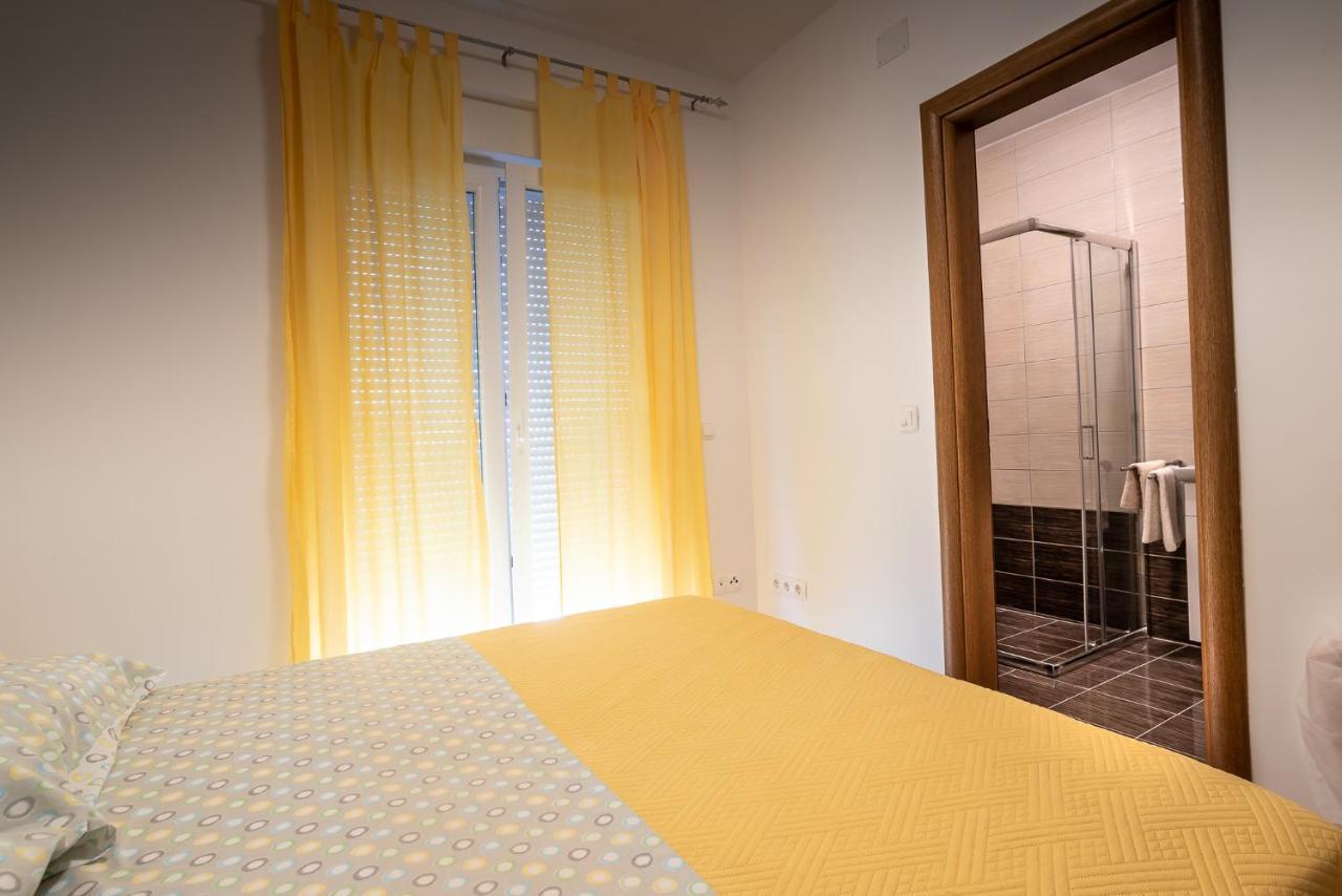Apartments Sandrina Vrsi Kültér fotó