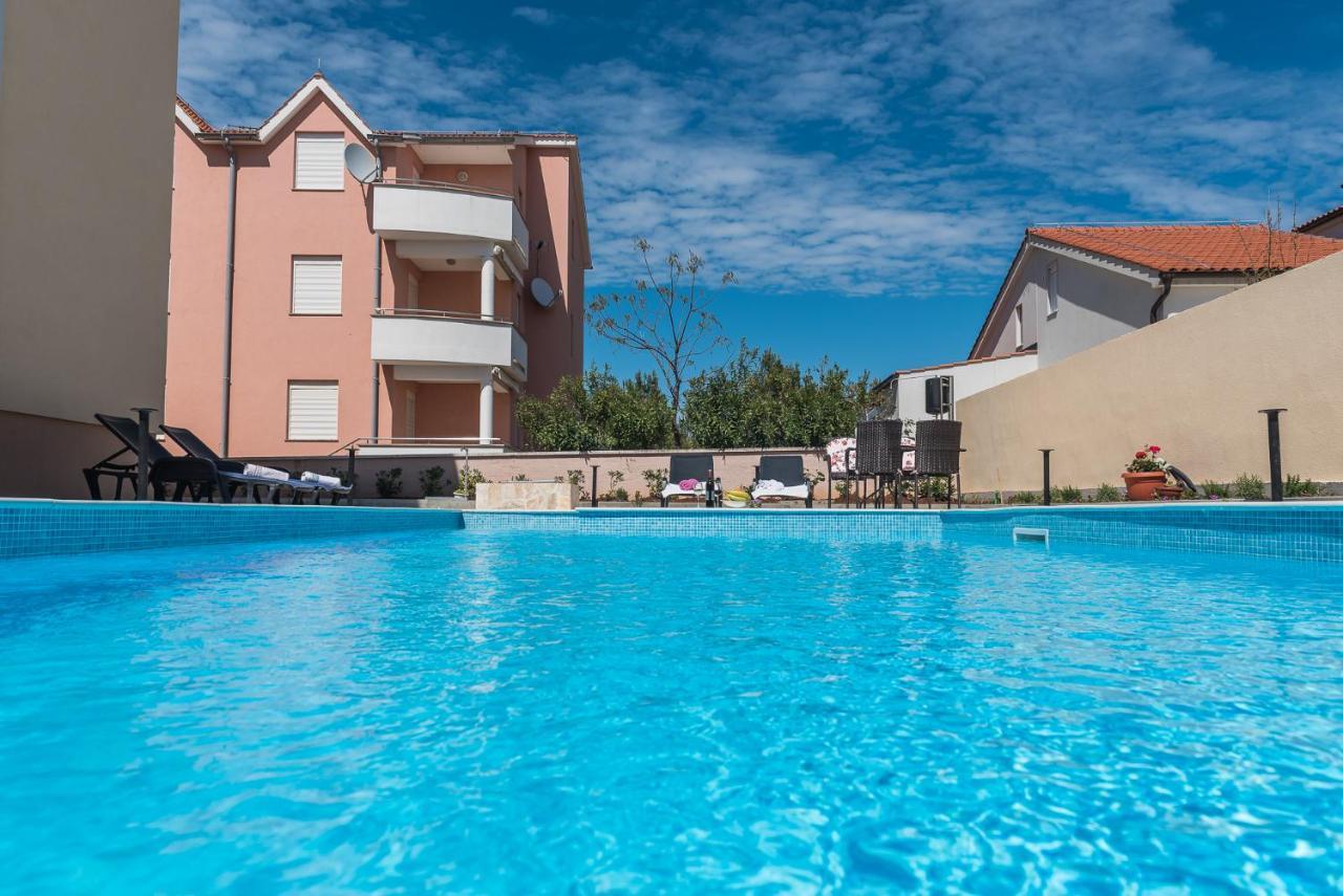 Apartments Sandrina Vrsi Kültér fotó