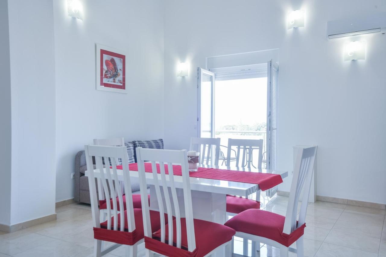 Apartments Sandrina Vrsi Kültér fotó