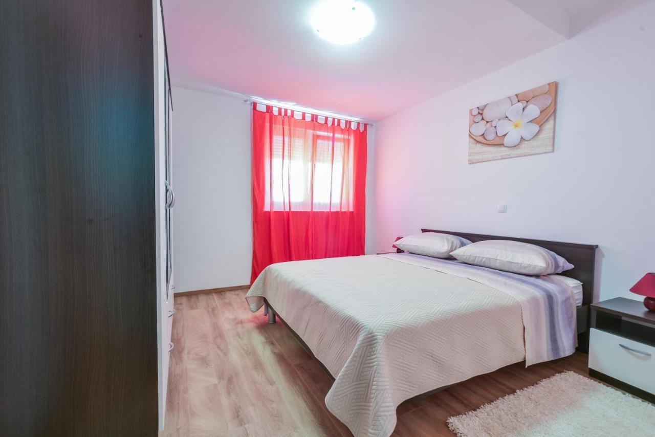 Apartments Sandrina Vrsi Kültér fotó