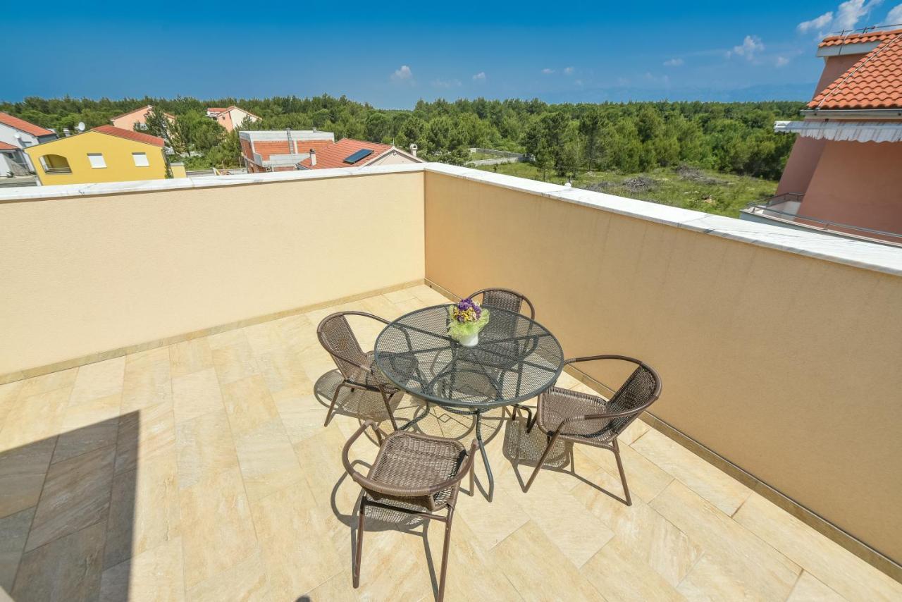 Apartments Sandrina Vrsi Kültér fotó